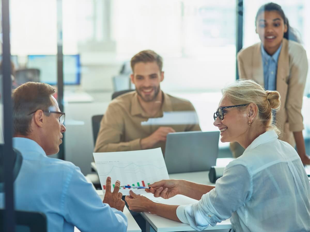 Schulungen und Vor-Ort-Service – Thax Software